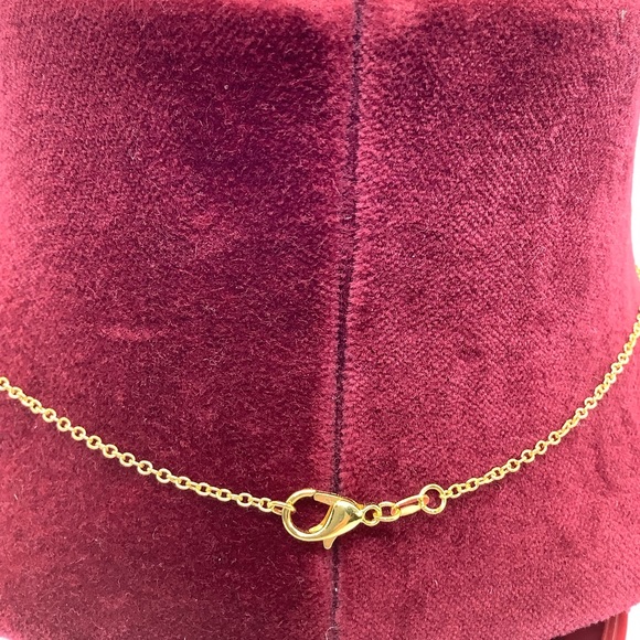 Oval Black Stone Pendant and Chain - Picture 2 of 2